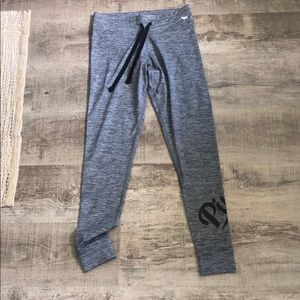NWOT VS PINK leggings!